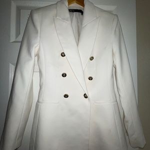 ZARA white blazer  buttons